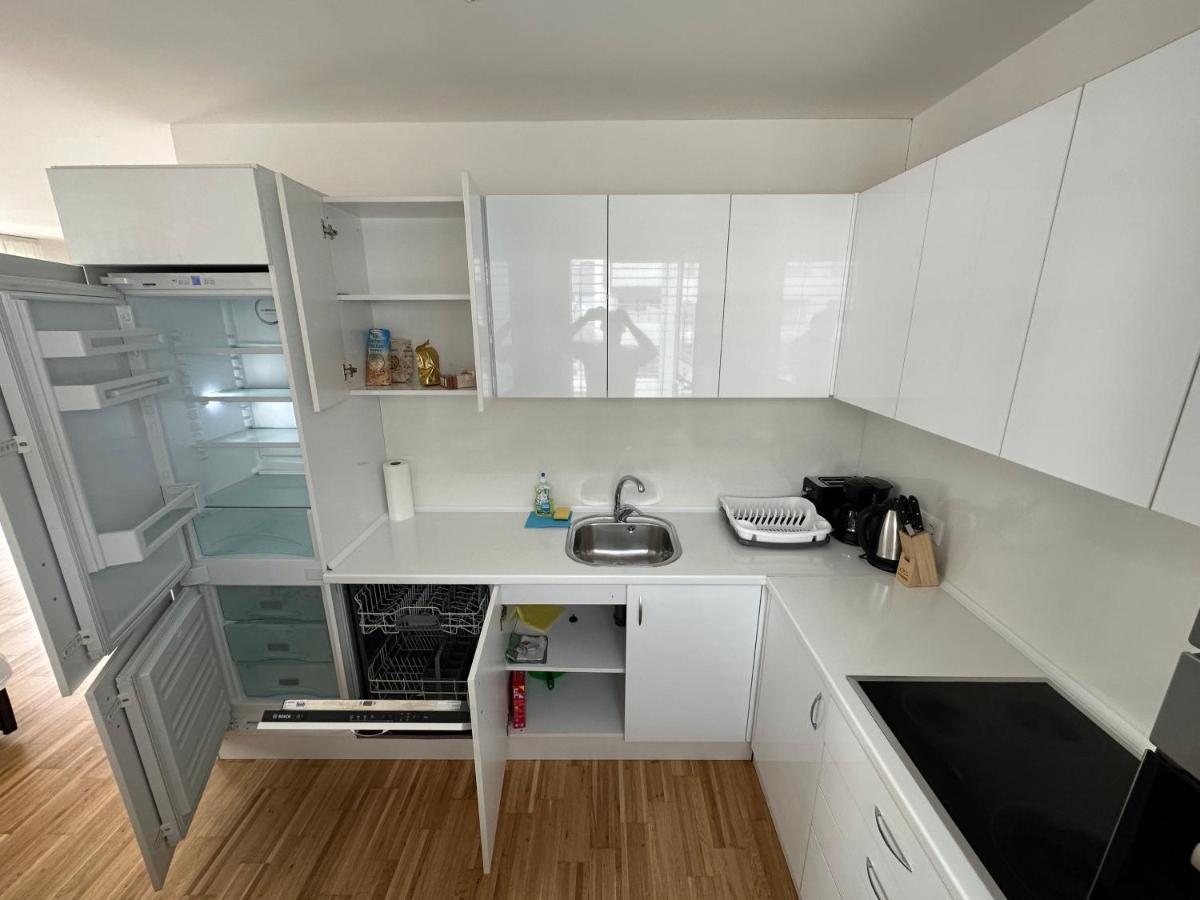Hauptbahnhof Ferienwohnung Am Park Wenen Buitenkant foto